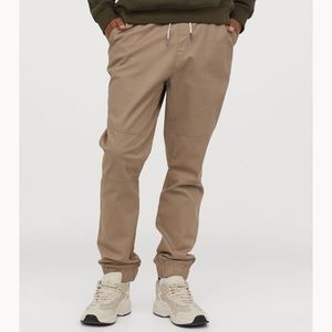 Men’s H&M khaki cotton twill joggers. Like New!